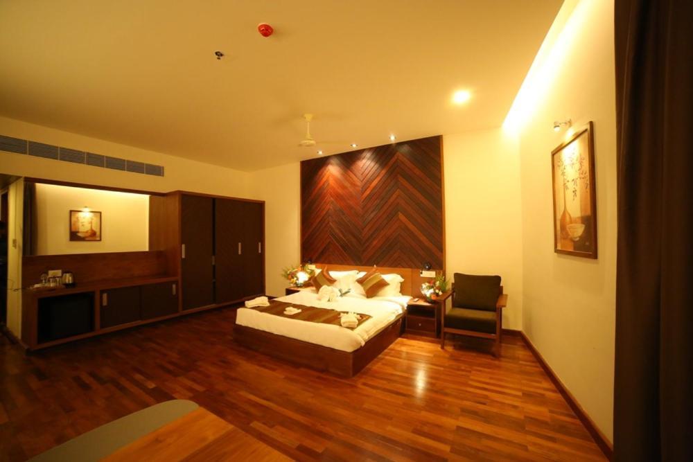 Woodies Bleisure Hotel Кожикод Екстериор снимка