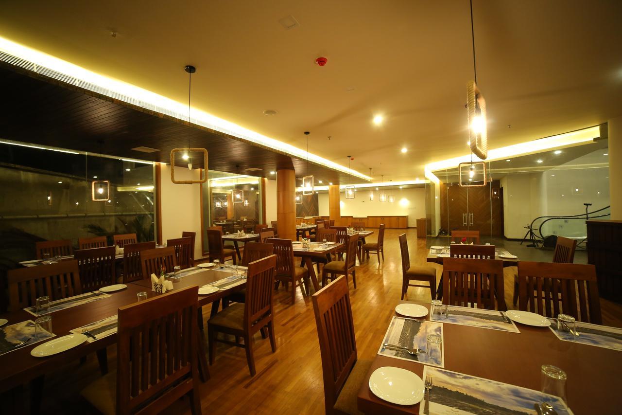 Woodies Bleisure Hotel Кожикод Екстериор снимка